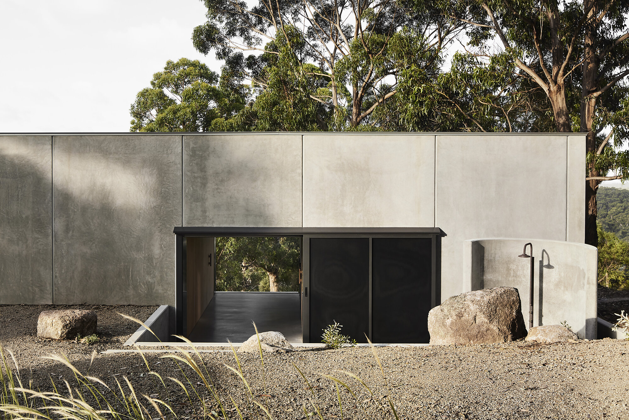 Interior photograph of Erskine River House by Sharyn Cairns
